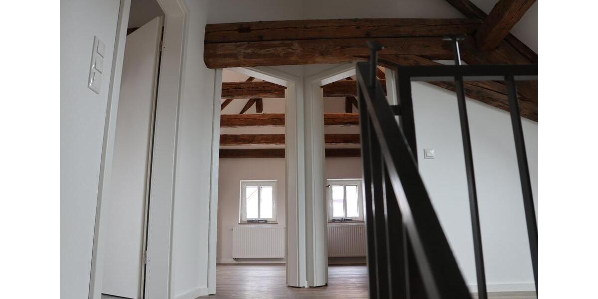 Maisonettenwohnung Windischeschenbach - 4 Zimmer, 136 m&sup2;, 1.500&euro; | Angebot:25379615