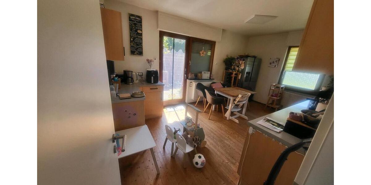 Einfamilienhaus Stolberg (Rhld.) Gressenich - 4 Zimmer, 150 m&sup2;, 1.750&euro; | Angebot:24871460