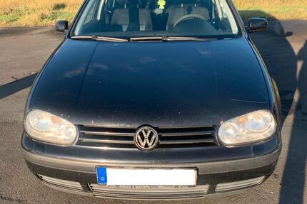 VW Golf 344.000 km 1.200 € Gießen 35394