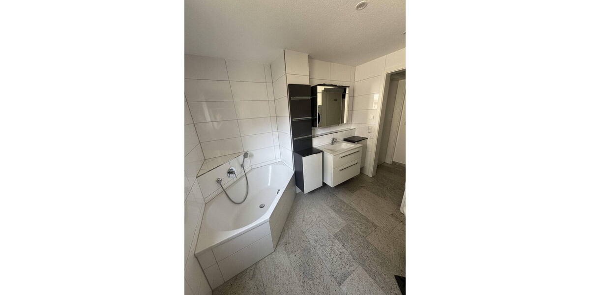 Etagenwohnung Sinzheim Ortsgebiet - 4 Zimmer, 106 m&sup2;, 460.000&euro; | Angebot:26065031