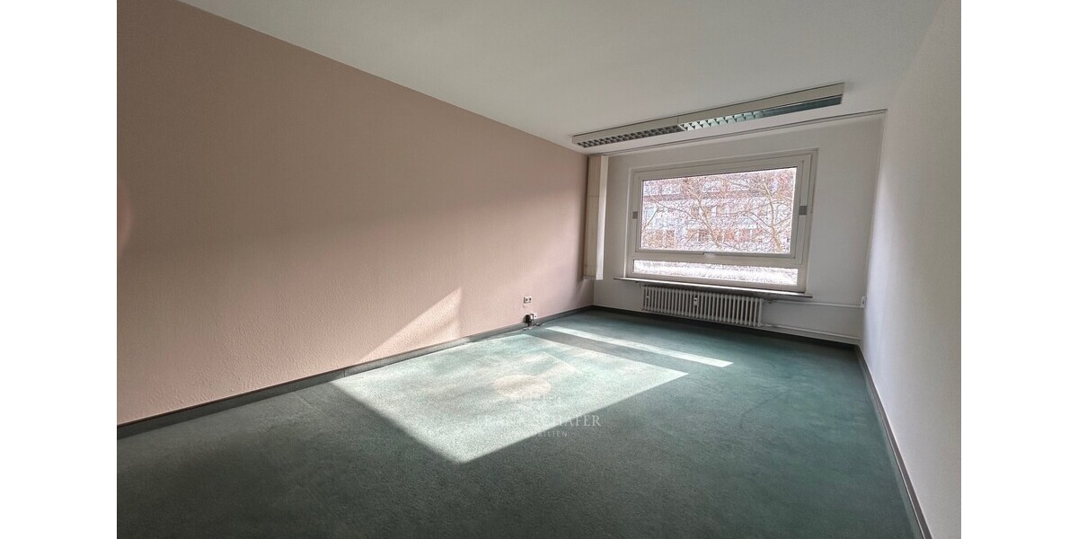 Gepflegte Bürofläche mit ca. 180m², sofort bezugsfrei, Nähe RheinChristuskirche - - Gewerbeobjekt Mainz | Angebot:26799198