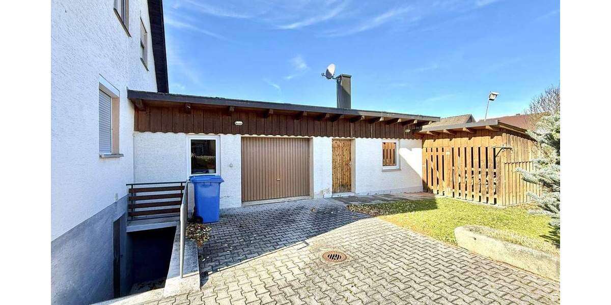 Einfamilienhaus Eslarn - 7 Zimmer, 151 m&sup2;, 180.000&euro; | Angebot:23824889