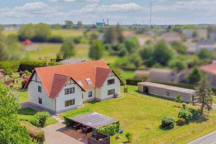 Wohnung zum Kaufen in Demmin 97.450 € 81.53 m² 3 zimmer