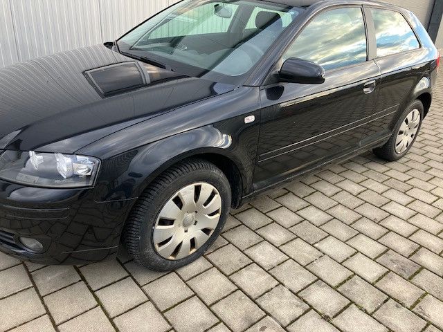 Audi A3 226.000 km 3.790 &euro; Pollenfeld 85131
