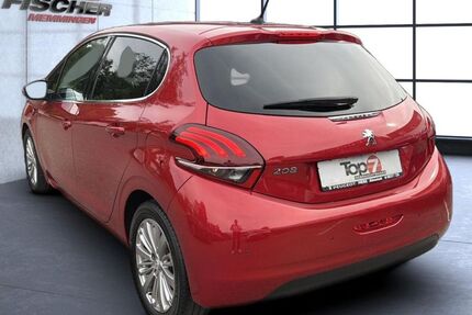 Peugeot 208 83.000 km 10.490 &euro; Memmingen 87700