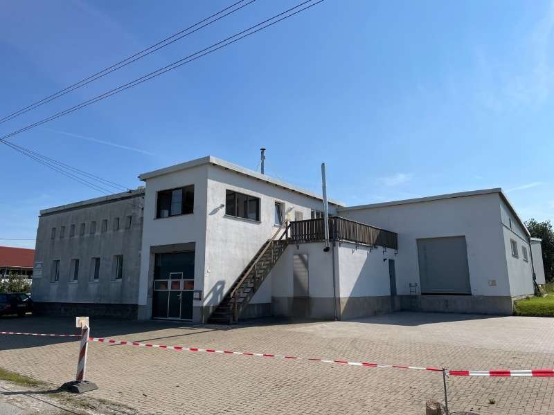 Halle in Hochkirch 320.000 € 623 m²