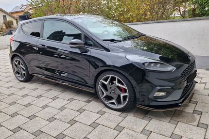 Ford Fiesta 128.000 km 13.300 &euro; Neukirchen vorm Wald 94154