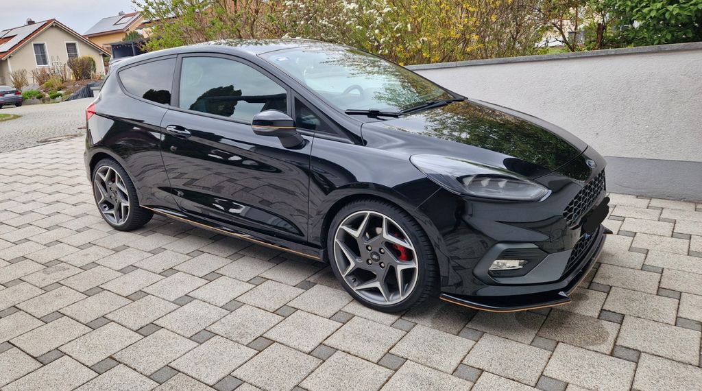 Ford Fiesta 128.000 km 13.650 &euro; Neukirchen vorm Wald 94154