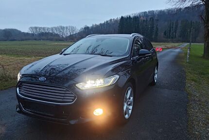 Ford Mondeo 122.648 km 11.490 &euro; Warburg 34414