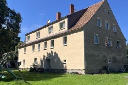 Gemütliche 2-Raum-Wohnung mit Einbauküche im 1. OG in einem Ortsteil von Hochkirch zu vermieten! 2 zimmer