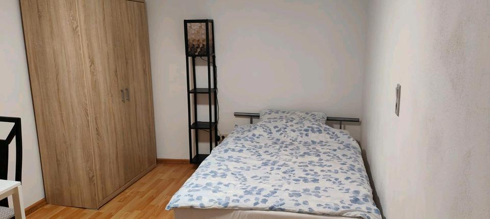 Zimmer frei zum vermieten zimmer