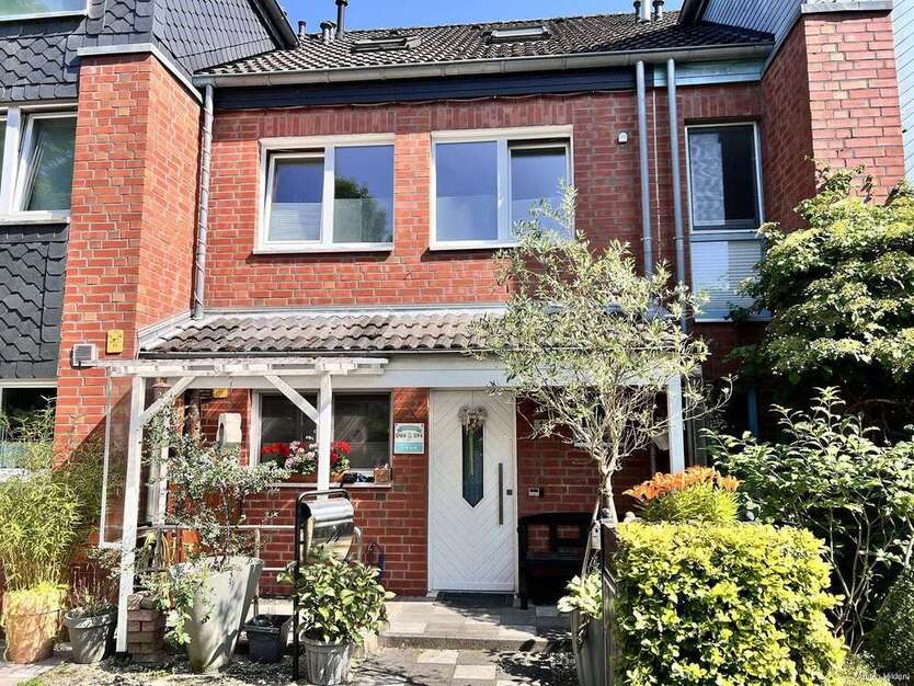 Haus zum Kaufen in Düsseldorf 485.000 € 131 m²