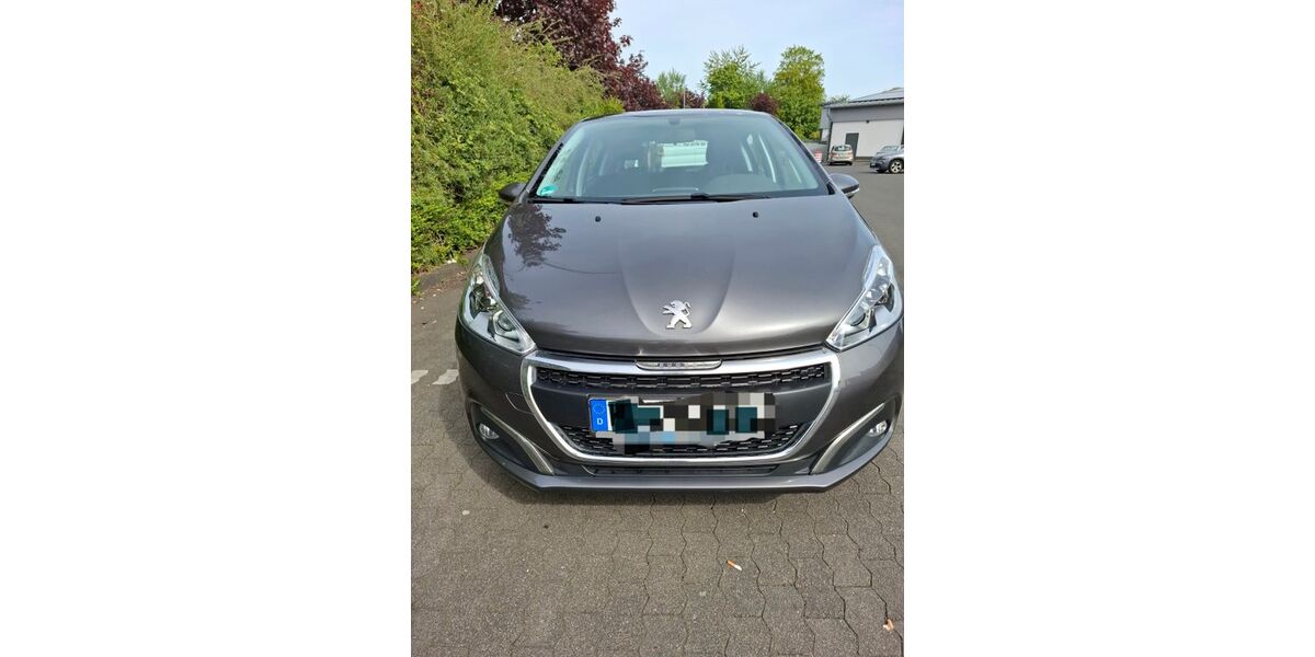 Peugeot 208 59.000 km 8.750 &euro; Köln 50968