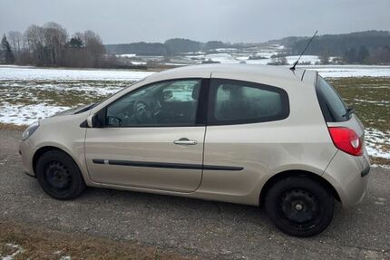 Renault Clio 128.600 km 2.400 &euro; Auerbach 91275
