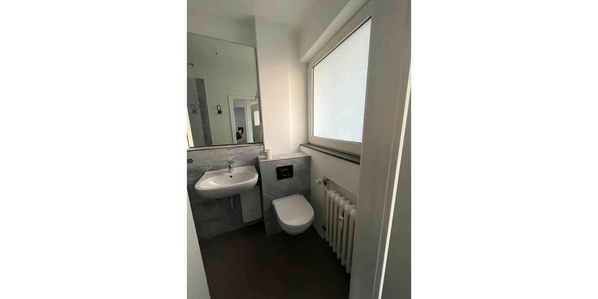 Zentrales und saniertes Apartment zu verkaufen 1 zimmer