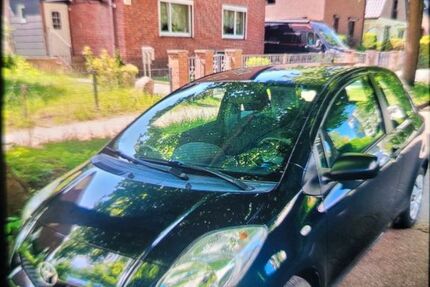 Toyota Yaris 144.000 km 2.100 &euro; Hamburg 22049
