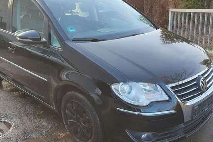 VW Touran 259.000 km 2.900 &euro; Melle 49324