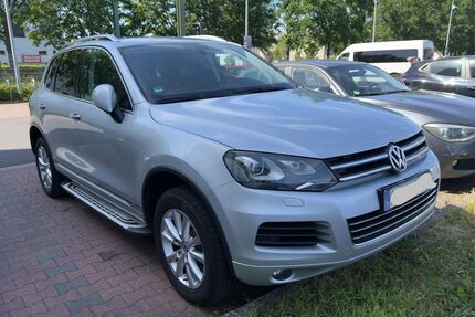 VW Touareg 281.500 km 9.900 &euro; Sankt Augustin 53757