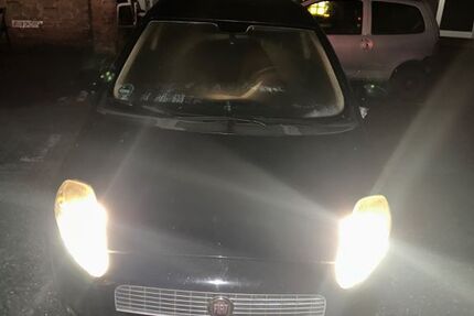 Fiat Punto 229.000 km 1.190 &euro; Köln 51105