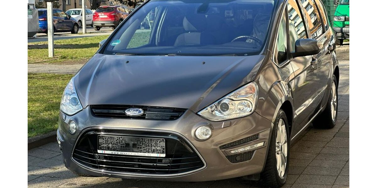 Ford S-Max 159.000 km 7.900 &euro; Berlin 12359