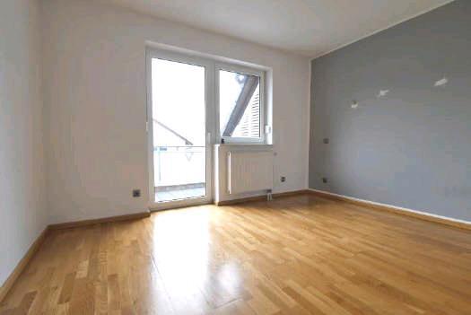 Maisonettenwohnung Rödental - 4 Zimmer, 103 m&sup2;, 900&euro; | Angebot:25945295