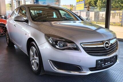 Opel Insignia 111.300 km 11.100 € Bremen 28201