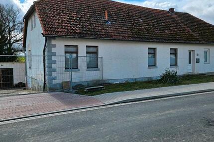 Haus Anrode - 5 Zimmer, 150 m&sup2;, 99.999&euro; | Angebot:26816006