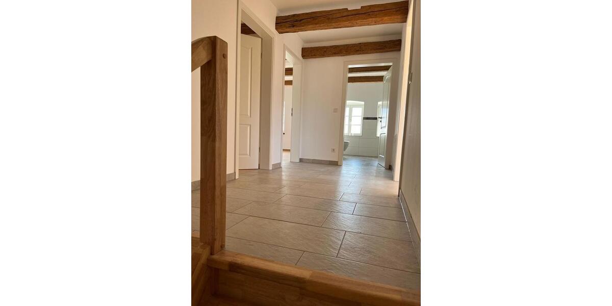 Reihenhaus Pirna - 5 Zimmer, 195 m&sup2;, 2.340&euro; | Angebot:25372343