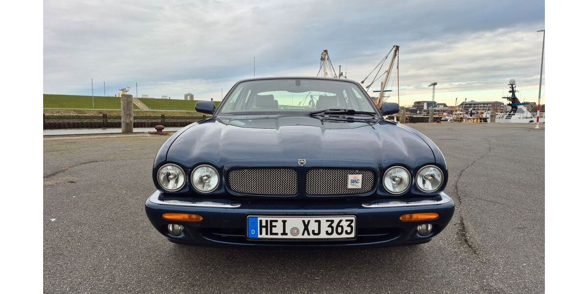 Jaguar XJR 160.000 km 25.999 &euro; Heide 25746