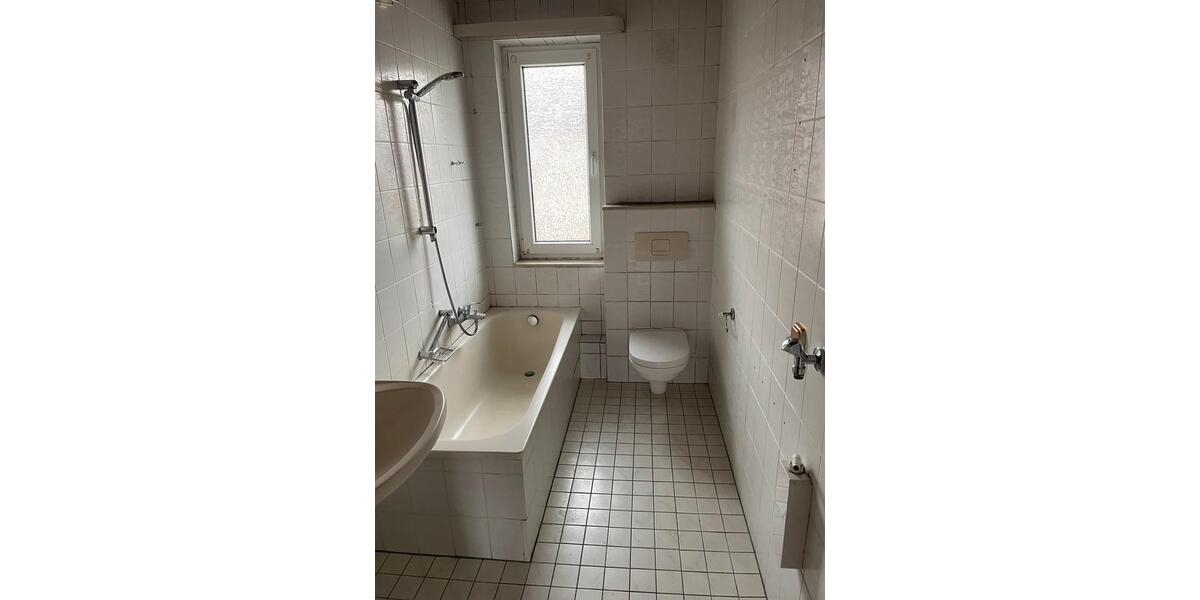 Etagenwohnung Hameln - 3 Zimmer, 64 m&sup2;, 110.000&euro; | Angebot:26125294