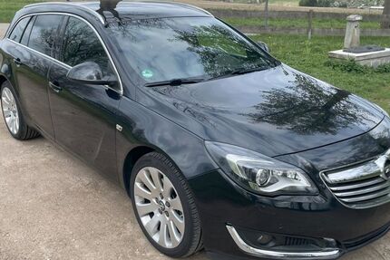 Opel Insignia 128.711 km 10.600 € Nürnberg 90451