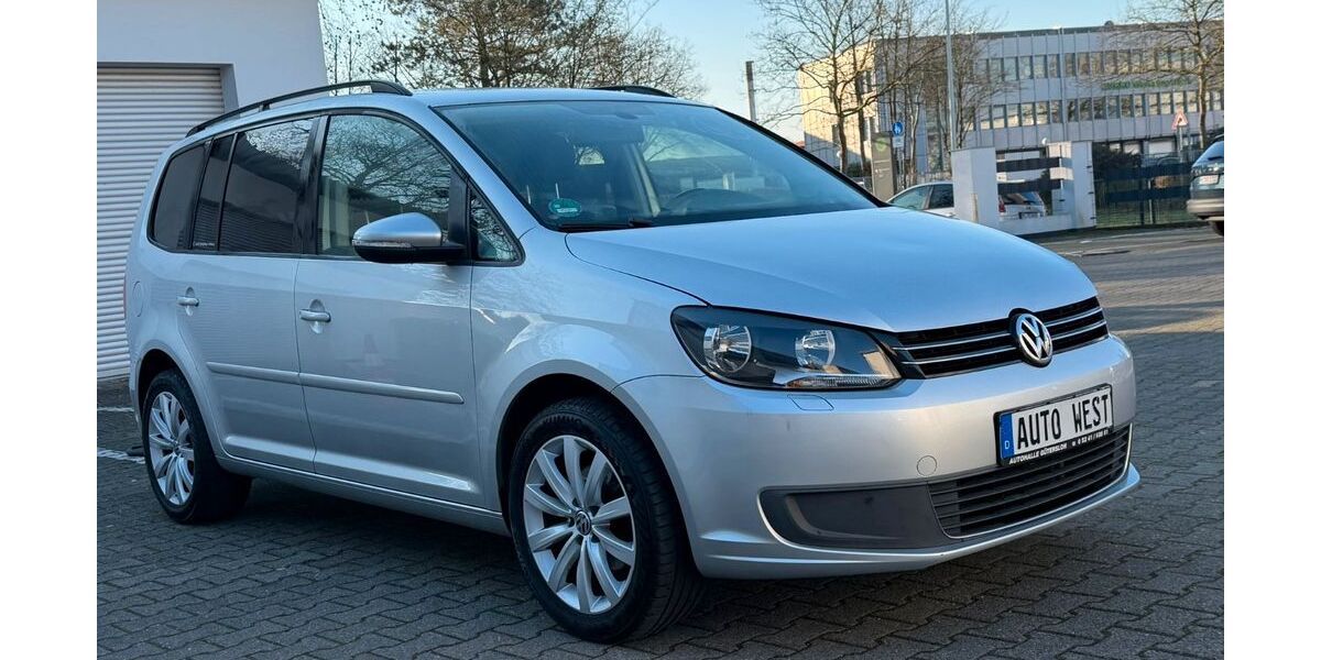 VW Touran 150.000 km 8.950 &euro; Hilden 40721