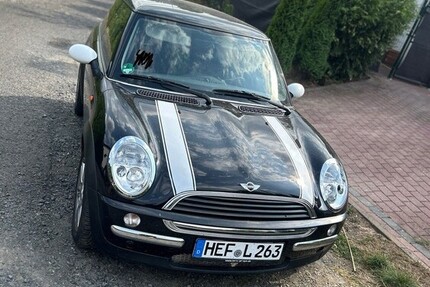 Mini cooper r50 85.000 km 2.500 € Breitenbach 66916