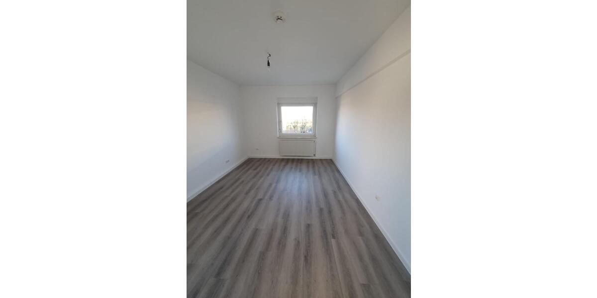 Etagenwohnung Friedberg (Hessen) - 3.5 Zimmer, 72 m&sup2;, 980&euro; | Angebot:25397644