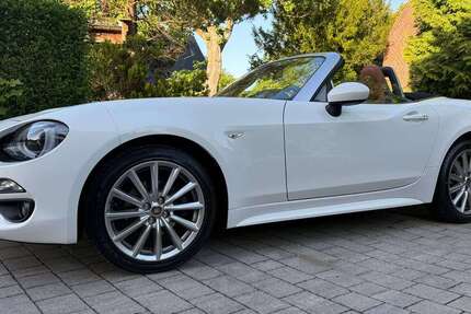 Fiat 124 Spider 27.100 km 16.780 &euro; Molfsee 24113