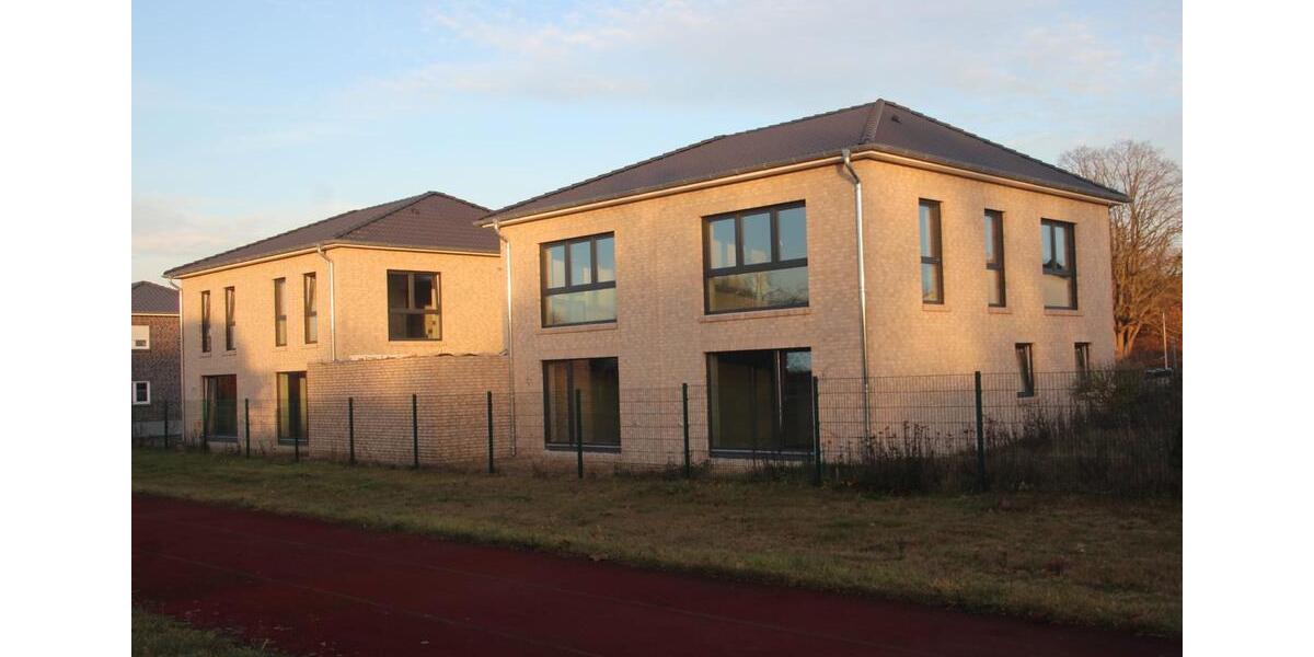 Doppelhaus-Hälfte in Haßbergen KfW40 - Neubau 4 zimmer