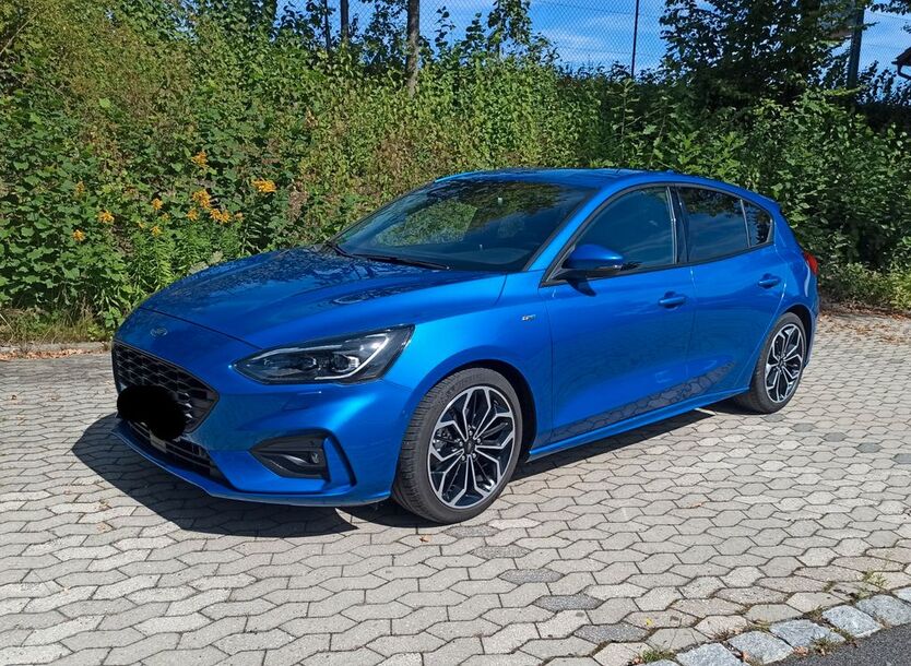 Ford Focus 97.000 km 15.000 € Eschenbach 92676