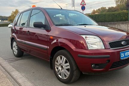 Ford Fusion 63.946 km 3.750 &euro; Olpe 57462
