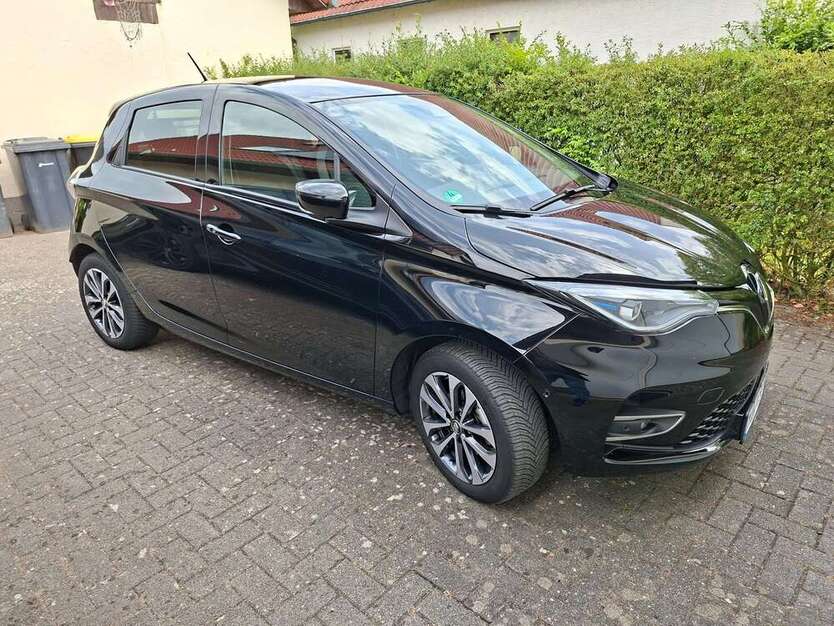 ZOE