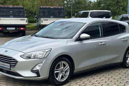 Ford Focus 83.745 km 10.950 &euro; Borken (Hessen) 34582