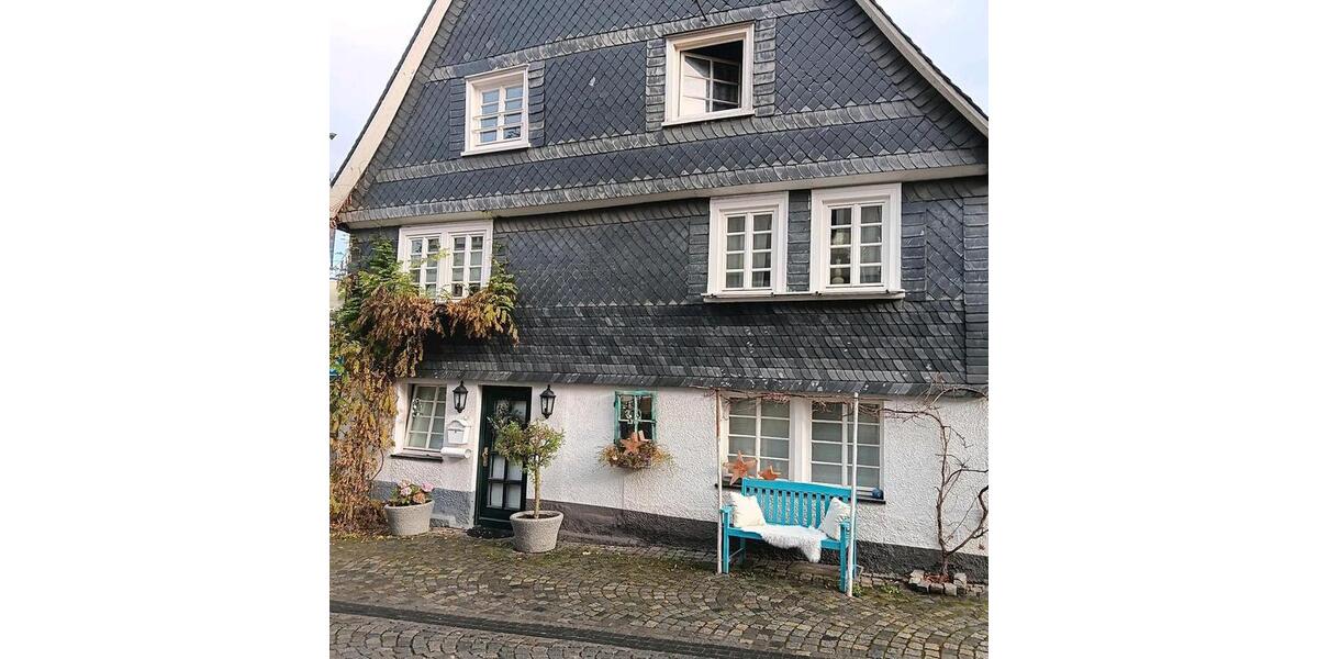 Doppelhaushälfte Freudenberg - 5 Zimmer, 74 m&sup2;, 99.000&euro; | Angebot:25231015