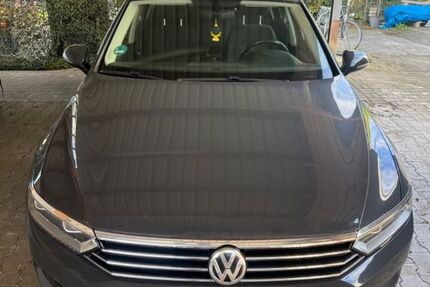 VW Passat 281.000 km 7.800 &euro; kevelaer 47623
