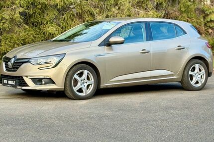 Renault Megane 121.000 km 7.490 &euro; Heidenau 01809