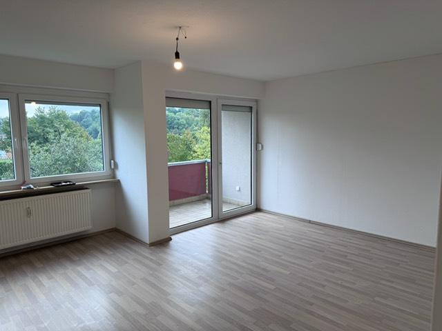 Etagenwohnung Estenfeld - 3 Zimmer, 75 m&sup2;, 960&euro; | Angebot:26706064