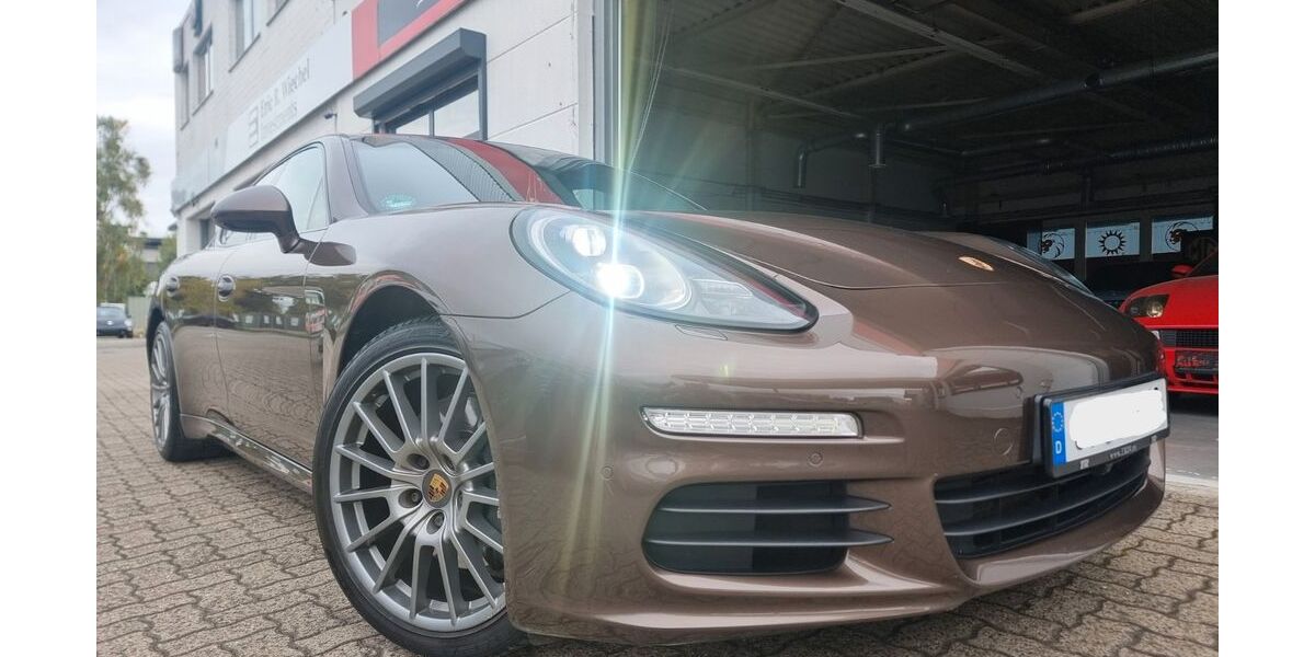 Porsche Panamera 119.850 km 29.950 &euro; Wolfsburg 38446