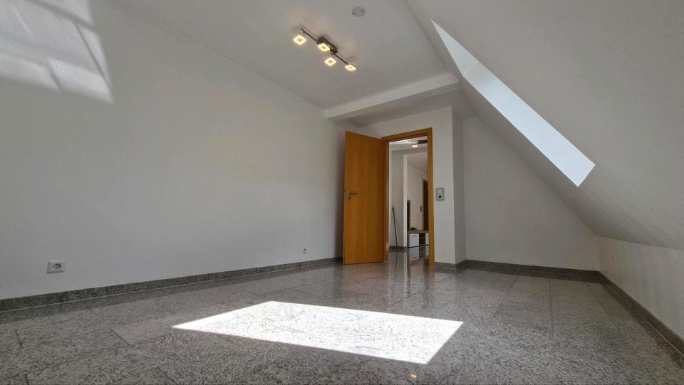 Etagenwohnung Ehningen - 3 Zimmer, 74 m&sup2;, 1.100&euro; | Angebot:26676239