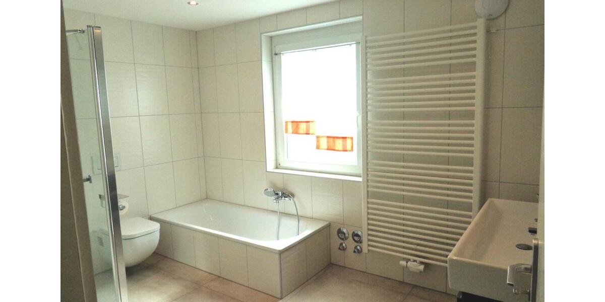 Terrassenwohnung Regenstauf - 3 Zimmer, 82 m&sup2;, 890&euro; | Angebot:25306492