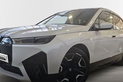 BMW iX 27.210 km 45.660 &euro; Germering 82110
