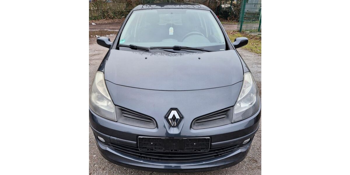 Renault Clio 200.176 km 1.500 &euro; dinslaken 46537