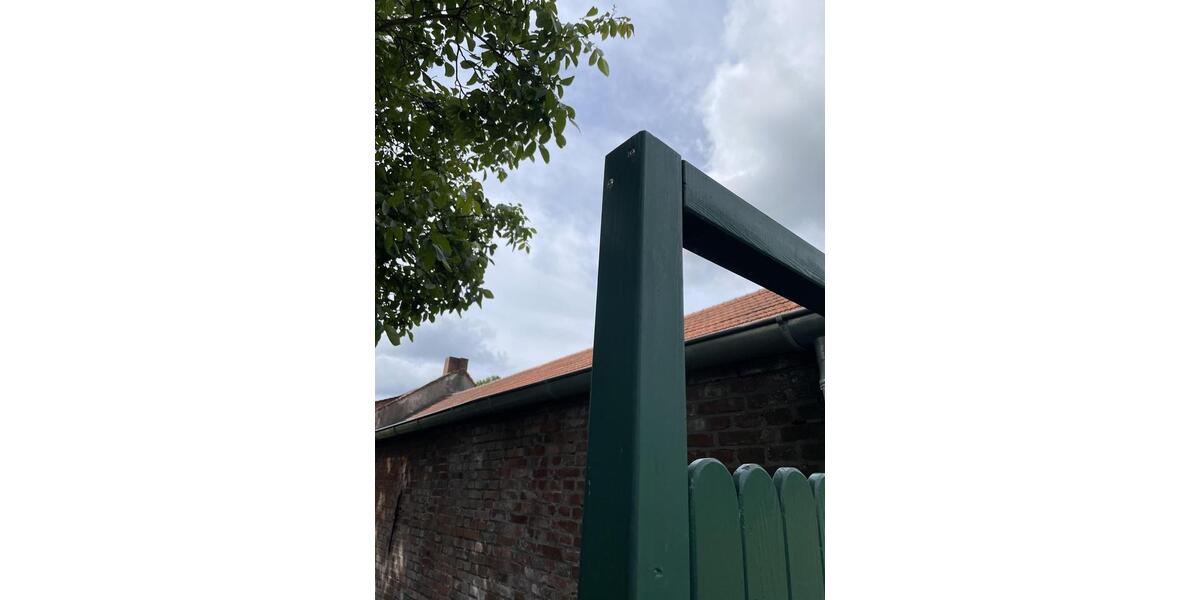 Mehrfamilienhaus, Wohnhaus Hage - 10 Zimmer, 250 m&sup2;, 600&euro; | Angebot:26364123